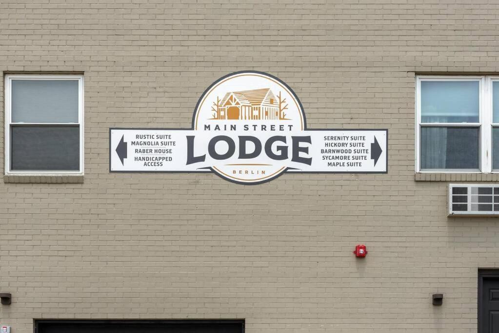 Hickory Suite - Main Street Lodge In Берлин Экстерьер фото